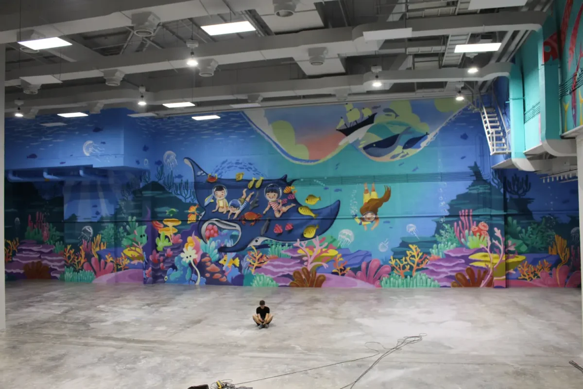 Bangkok-Terminal21-artistic-painting (2)