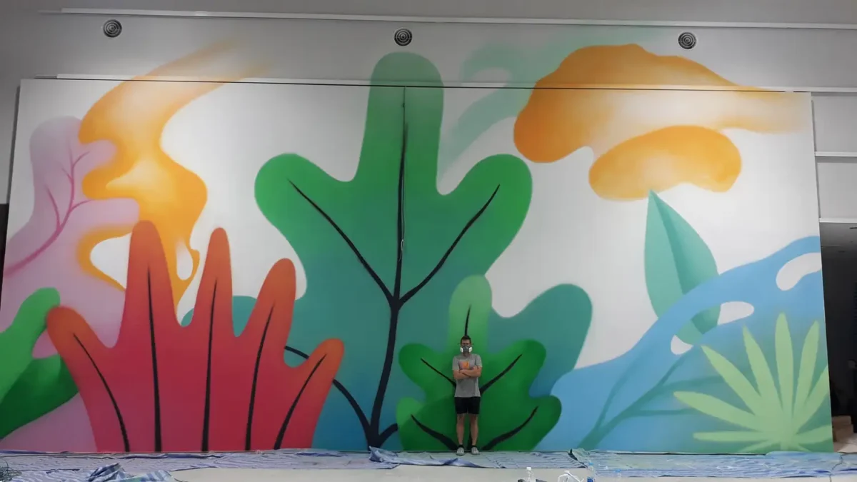 Korat-Terminal21-artistic-painting (1)