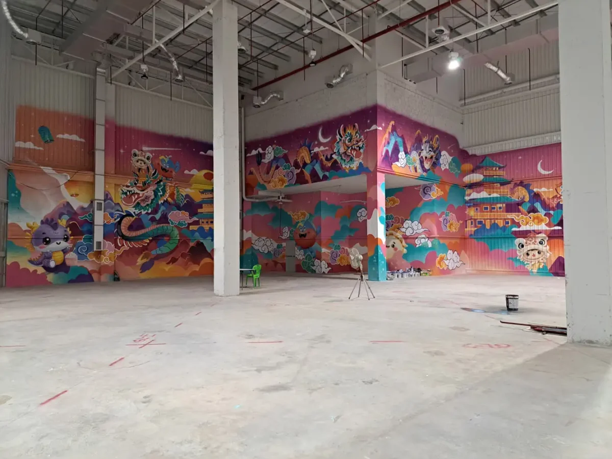NakhonSawan-CentraNS-artistic-painting (2)