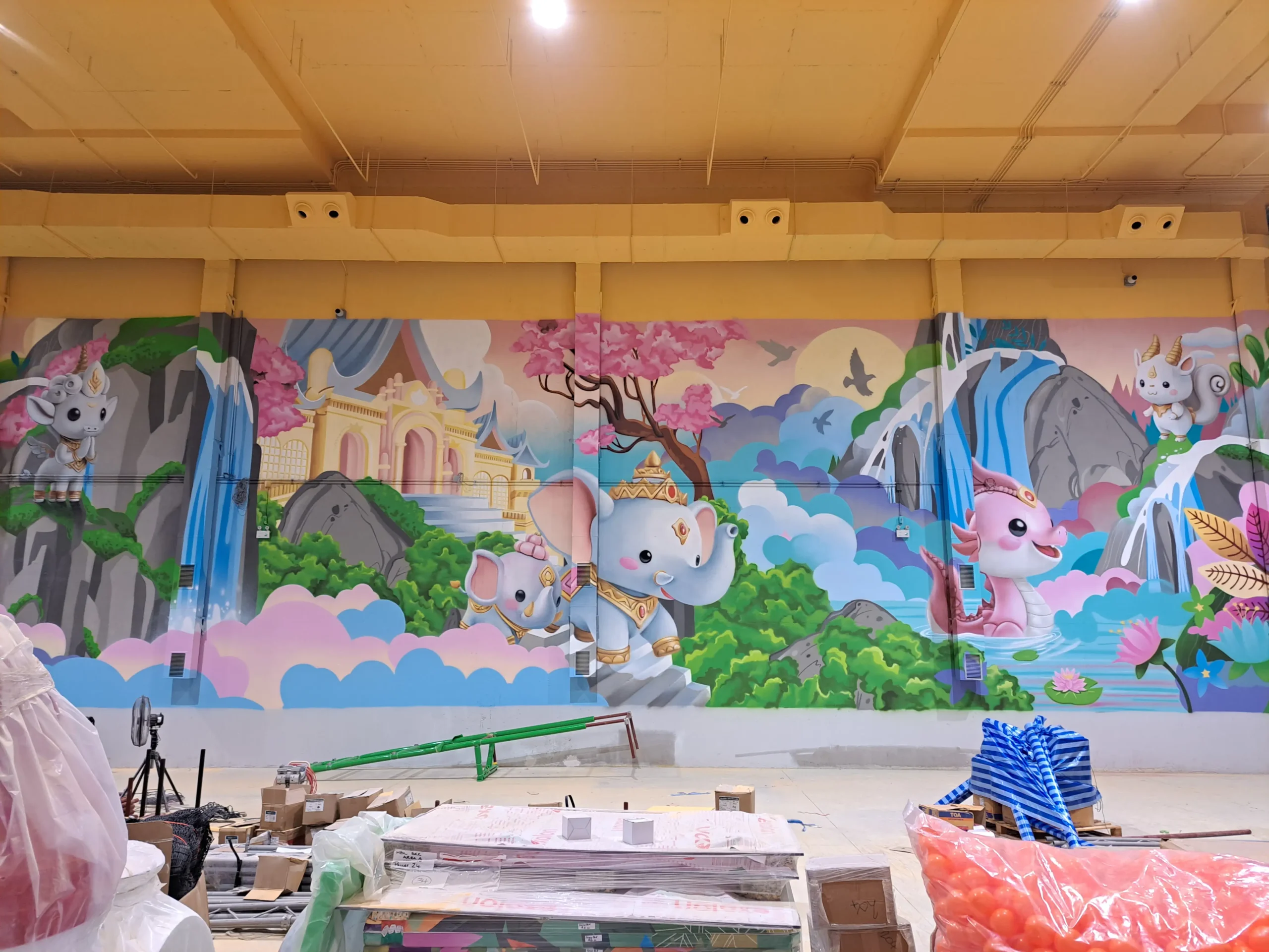 artistic-wall-painting-one-bangkok-harborland-1